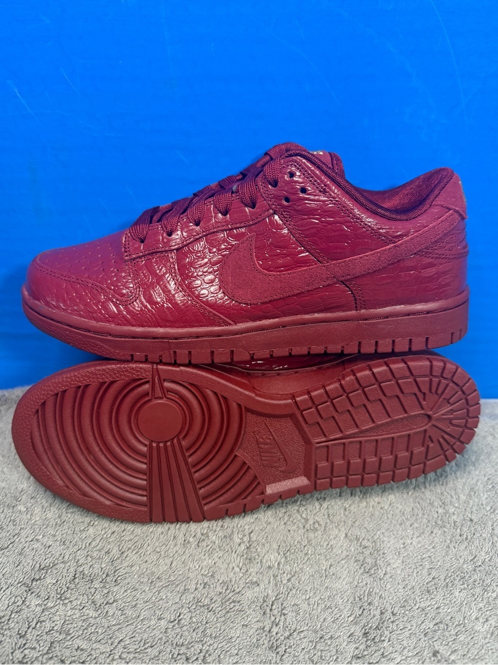Nike dunk w
Brand new